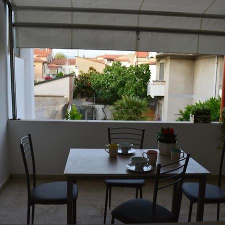 Casa Le Sorelle Apartment Виареджо Екстериор снимка