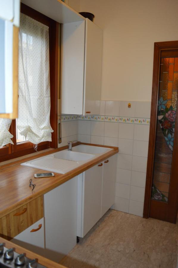 Casa Le Sorelle Apartment Виареджо Екстериор снимка